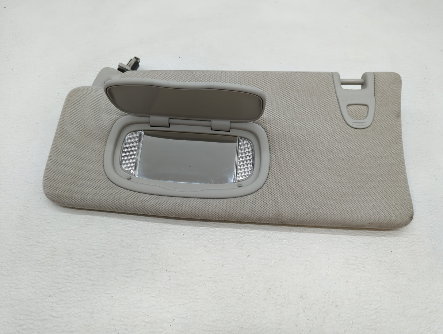 2018 Jeep Compass Sun Visor Shade Replacement Driver Left Mirror Fits OEM Used Auto Parts - Oemusedautoparts1.com