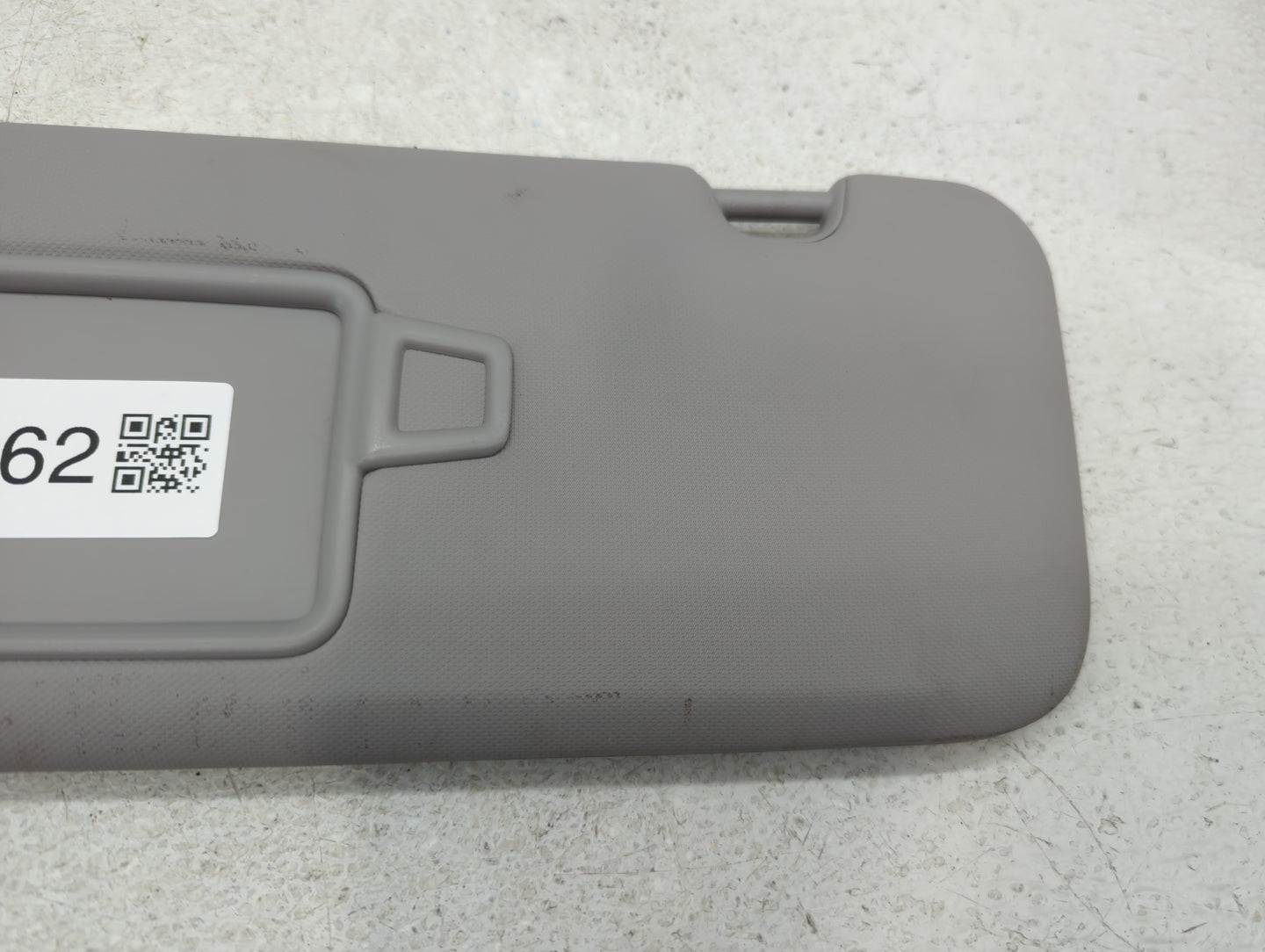 2017-2020 Hyundai Elantra Sun Visor Shade Replacement Driver Left Mirror Fits 2017 2018 2019 2020 OEM Used Auto Parts - Oemusedautoparts1.com