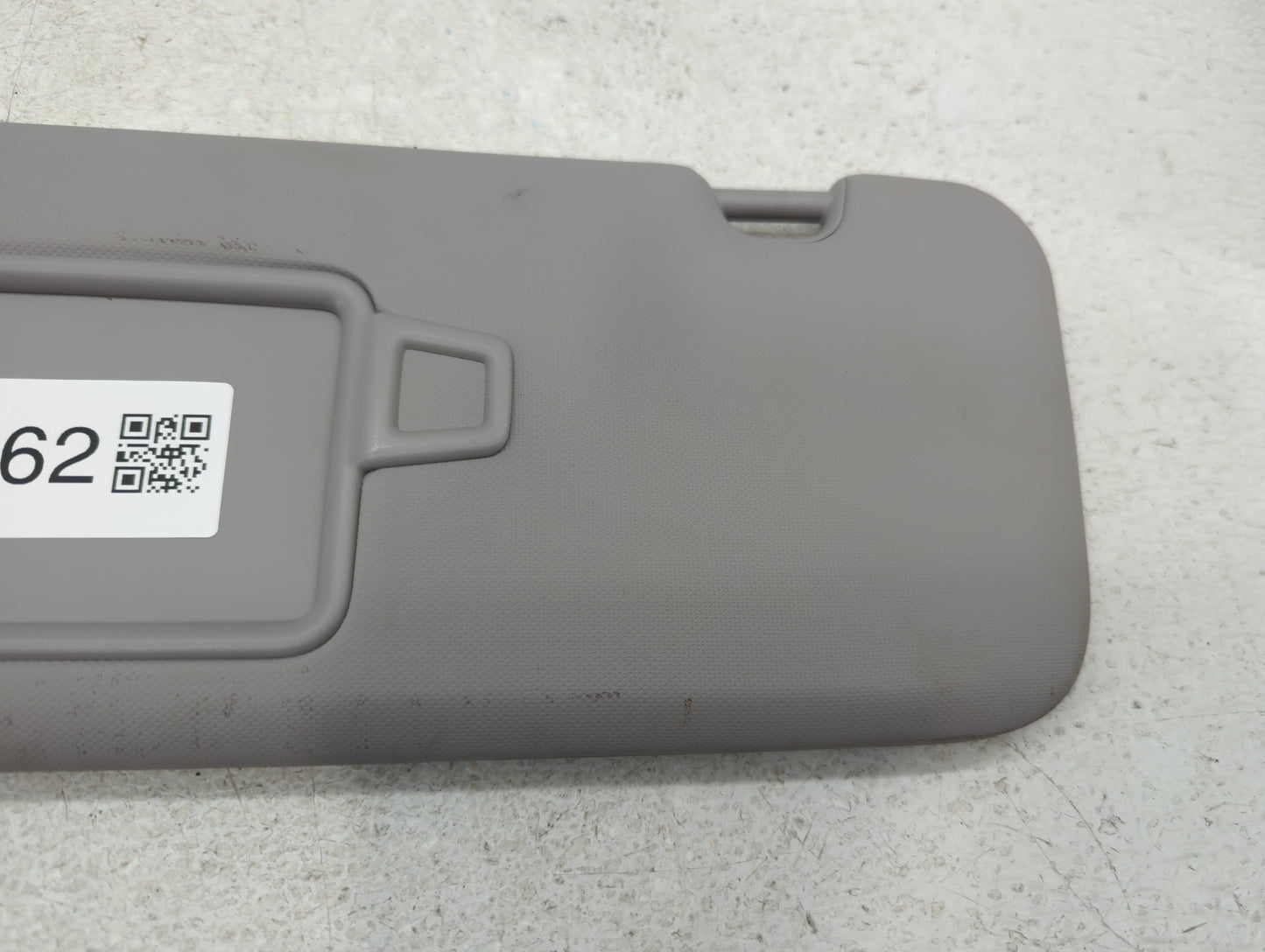 2017-2020 Hyundai Elantra Sun Visor Shade Replacement Driver Left Mirror Fits 2017 2018 2019 2020 OEM Used Auto Parts - Oemusedautoparts1.com
