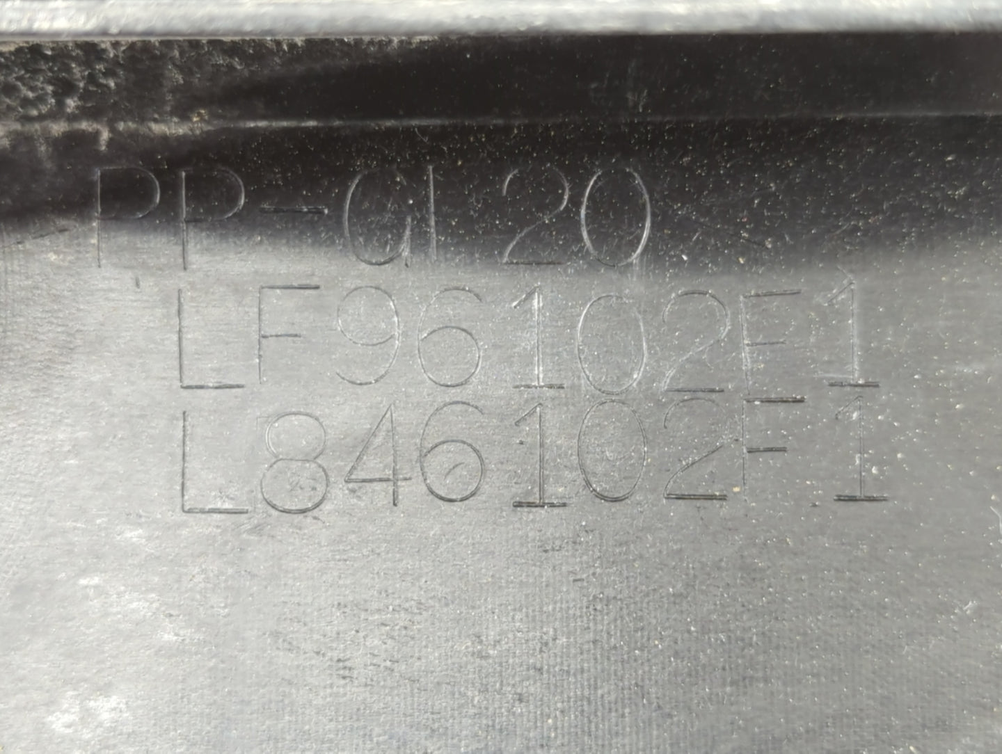 2011 Mazda 3 Engine Cover - Oemusedautoparts1.com