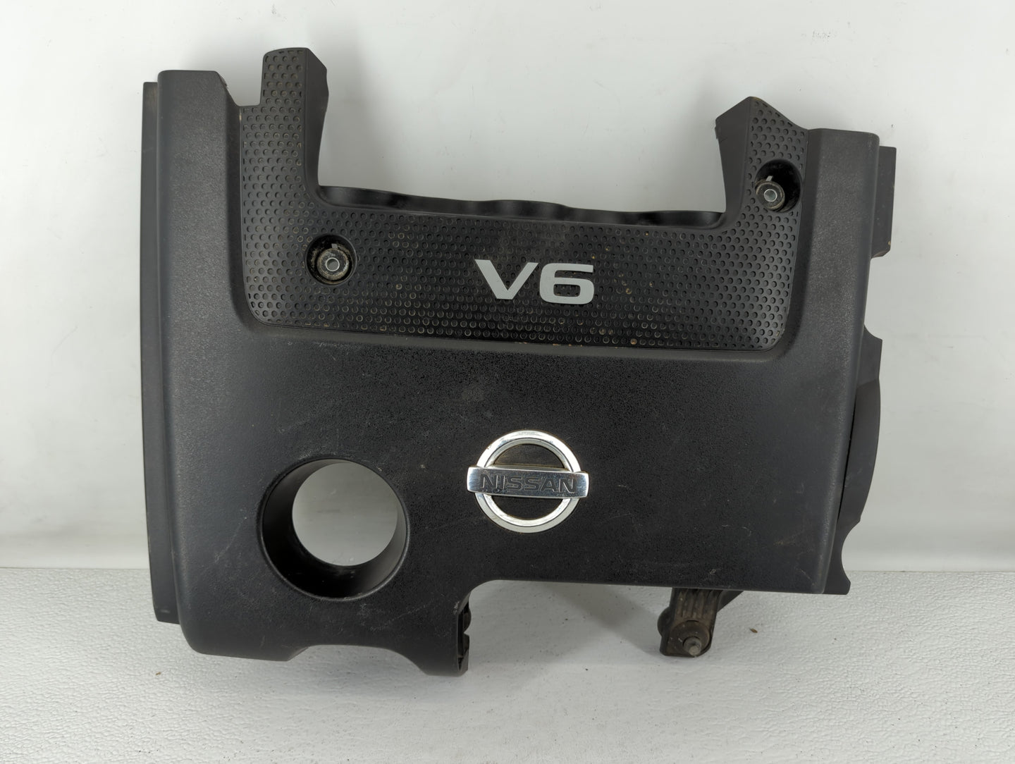 2011 Nissan Murano Engine Cover - Oemusedautoparts1.com