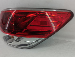2013-2016 Nissan Pathfinder Tail Light Assembly Passenger Right OEM P/N:949 687 949 681 Fits 2013 2014 2015 2016 OEM Used Auto Parts