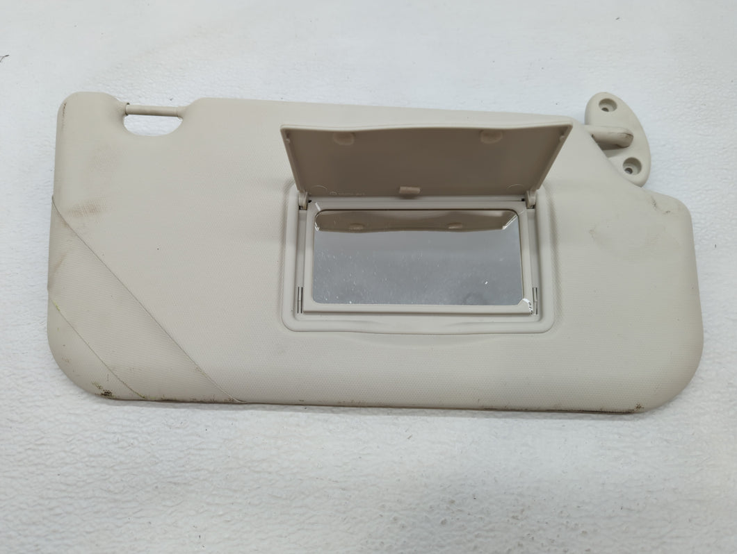 2012-2013 Ford Focus Sun Visor Shade Replacement Passenger Right Mirror Fits 2012 2013 OEM Used Auto Parts