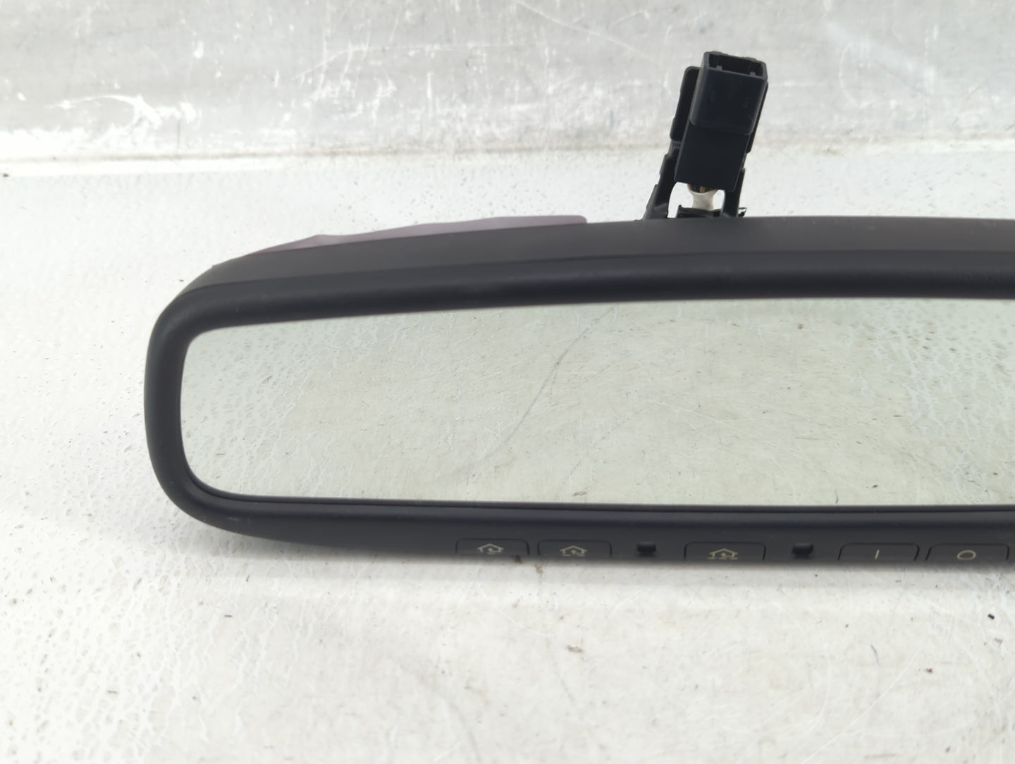 2005 Ford Mustang Interior Rear View Mirror Replacement OEM P/N:905-2839 070111 Fits OEM Used Auto Parts - Oemusedautoparts1.com