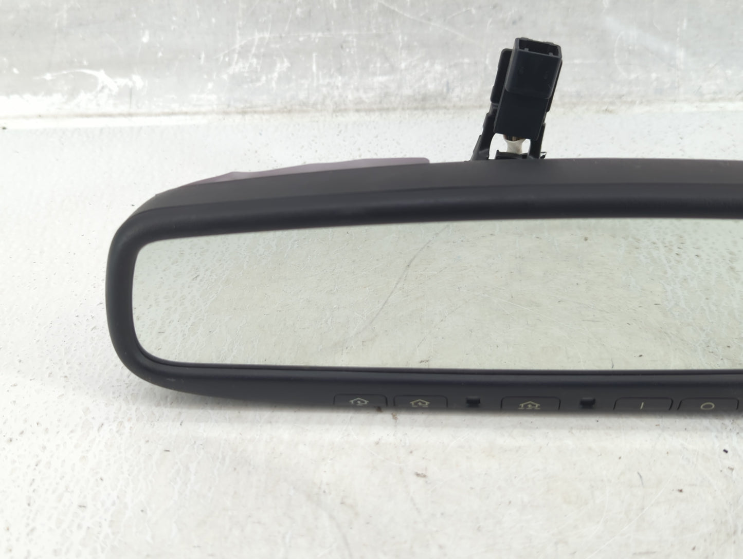 2005 Ford Mustang Interior Rear View Mirror Replacement OEM P/N:905-2839 070111 Fits OEM Used Auto Parts - Oemusedautoparts1.com