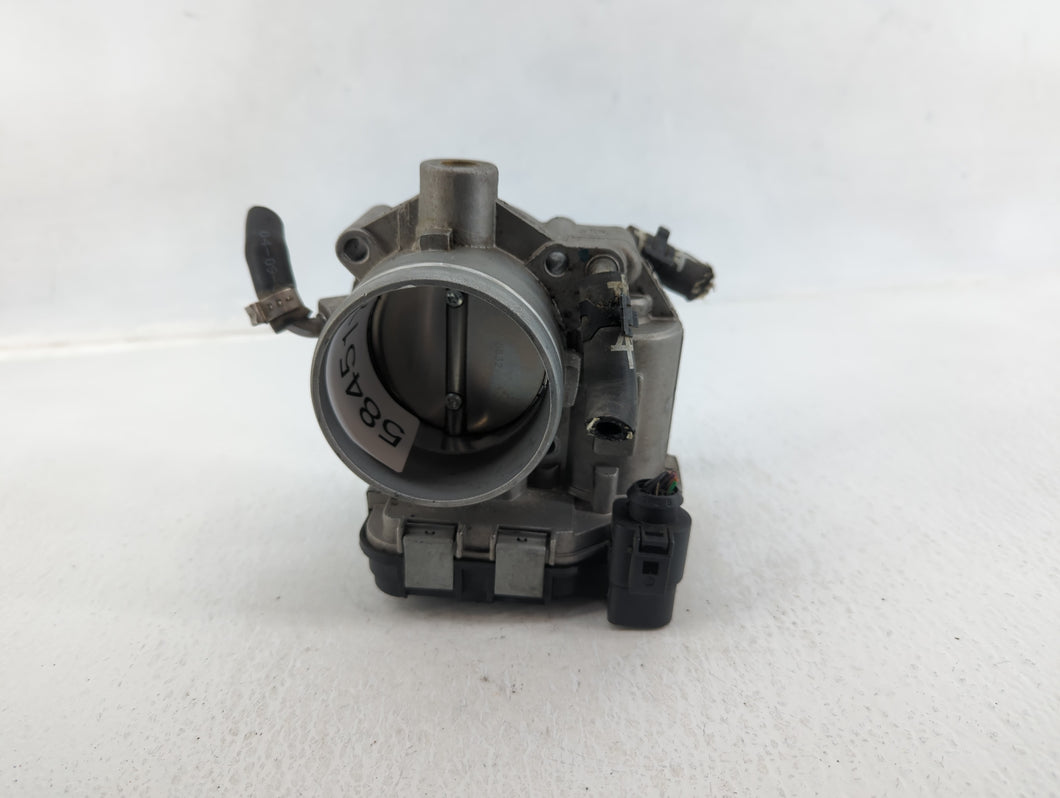 2005-2006 Volkswagen Jetta Throttle Body P/N:26 5 22 23 Fits 2005 2006 OEM Used Auto Parts