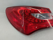 2011-2014 Chrysler 200 Tail Light Assembly Passenger Right OEM P/N:05182525AB Fits 2011 2012 2013 2014 OEM Used Auto Parts
