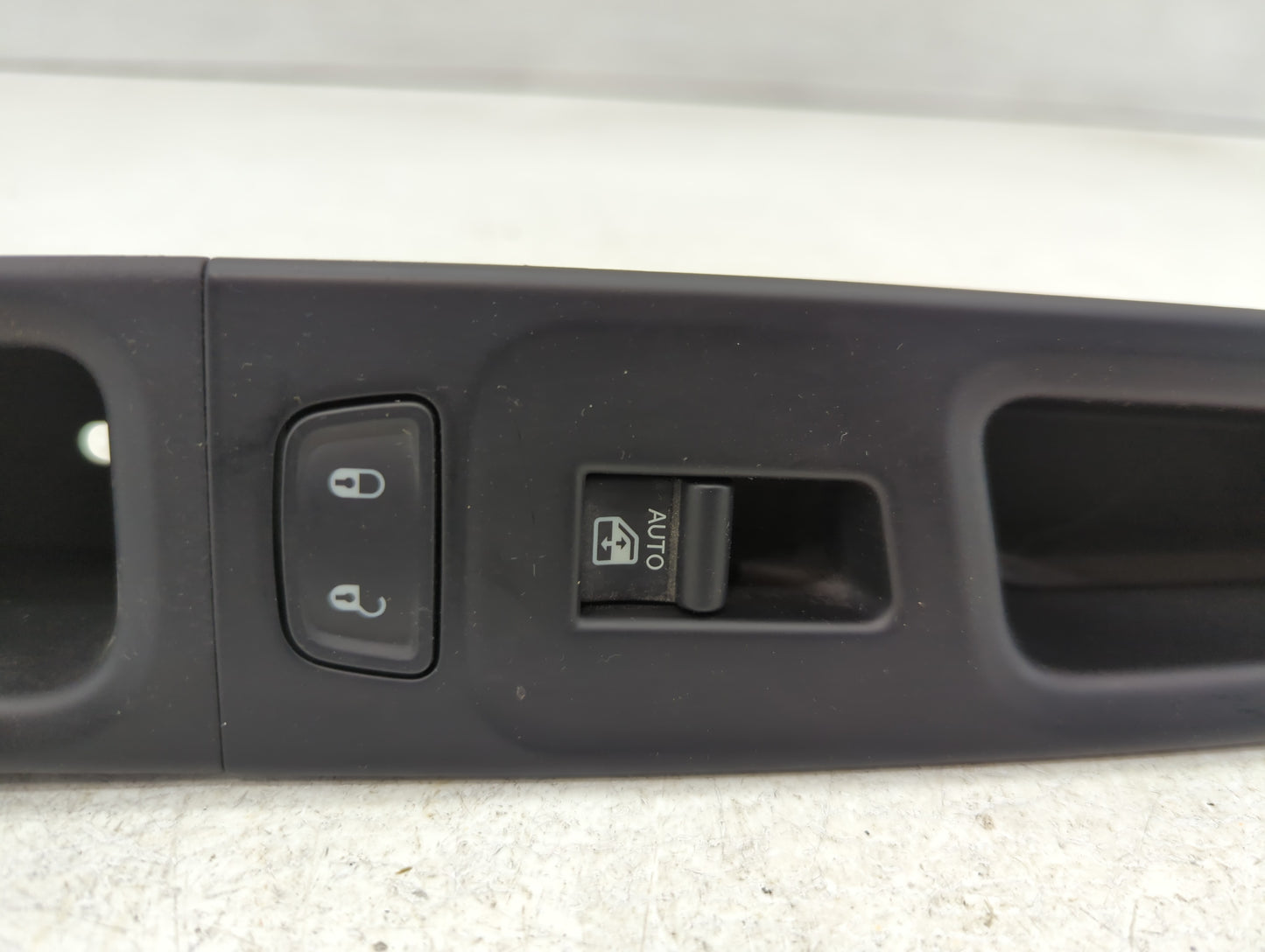 2015 Jeep Renegade Passenger Right Power Window Switch - Oemusedautoparts1.com