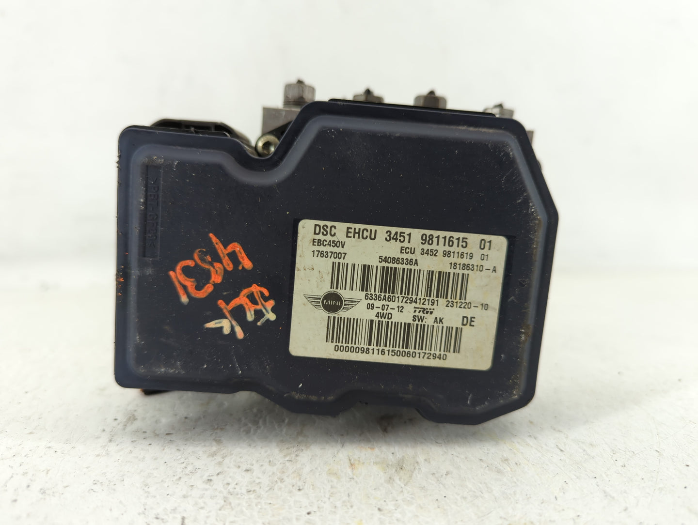 2012 Mini Cooper Countryman ABS Pump Control Module Replacement P/N:3451 9808313 3451 9811615, 3451 6796703 Fits OEM Used Auto Parts - Oemusedautoparts1.com