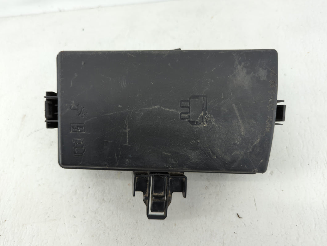 2015-2019 Volkswagen Golf Fusebox Fuse Box Panel Relay Module P/N:5Q0 937 132 A 63512386 Fits OEM Used Auto Parts