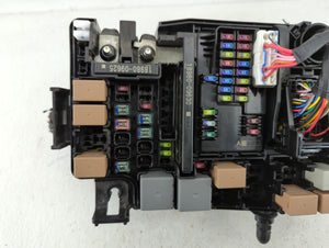 2017 Hyundai Elantra Fusebox Fuse Box Panel Relay Module P/N:91956-F2020 Fits OEM Used Auto Parts