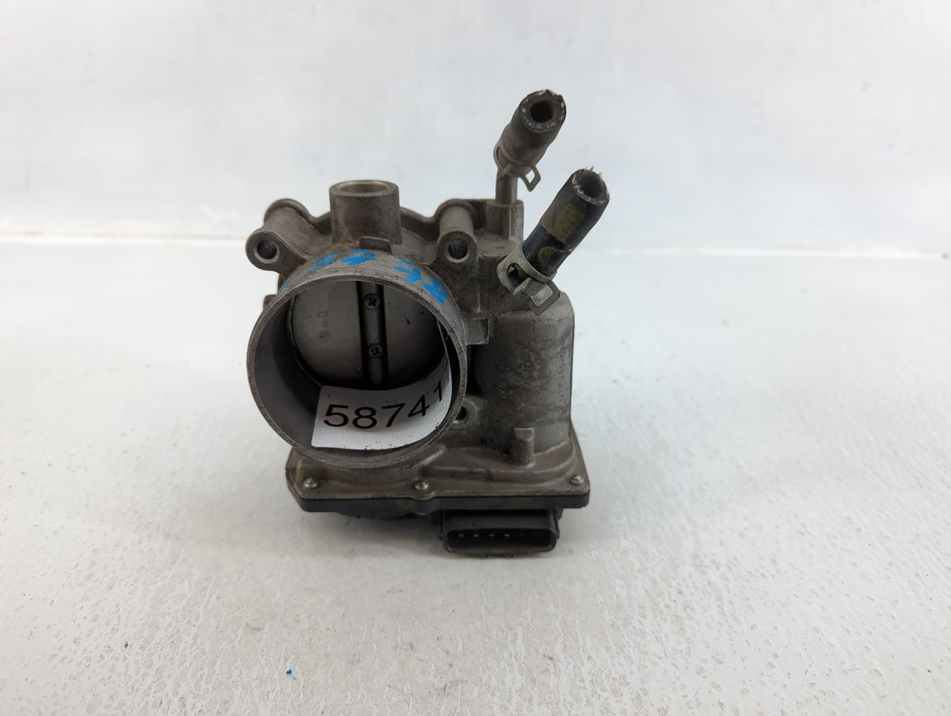 2014-2018 Kia Forte Throttle Body P/N:35100-2E000 Fits 2011 2012 2013 2014 2015 2016 2017 2018 2019 2020 2021 OEM Used Auto Parts