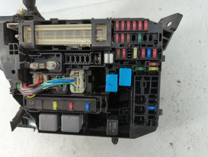 2009-2014 Toyota Matrix Fusebox Fuse Box Panel Relay Module P/N:82662-02270 Fits 2009 2010 2011 2012 2013 2014 OEM Used Auto Parts