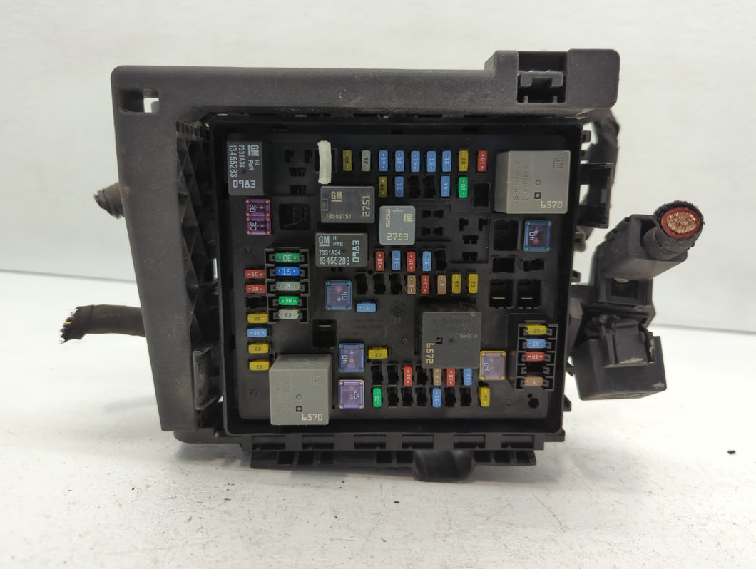 2017-2019 Cadillac Xt5 Fusebox Fuse Box Panel Relay Module P/N:7154-0936-30 Fits 2017 2018 2019 OEM Used Auto Parts