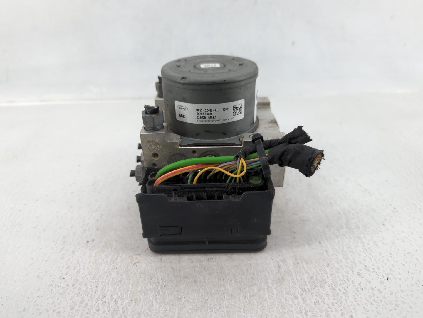 2018 Ford Explorer ABS Pump Control Module Replacement P/N:HB53-2C405-AC Fits OEM Used Auto Parts - Oemusedautoparts1.com