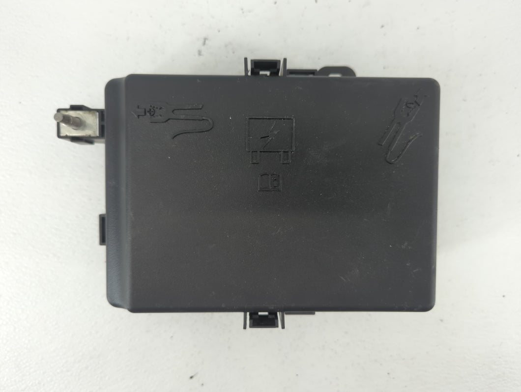 2019-2020 Dodge Charger Fusebox Fuse Box Panel Relay Module P/N:P68384423AC Fits 2019 2020 OEM Used Auto Parts