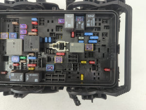 2018-2019 Chevrolet Malibu Fusebox Fuse Box Panel Relay Module P/N:CXG 84181107_03 Fits 2018 2019 OEM Used Auto Parts