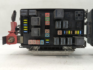2006-2007 Chrysler 300 Fusebox Fuse Box Panel Relay Module P/N:P04692028AH Fits 2006 2007 OEM Used Auto Parts