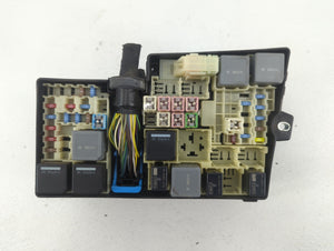 2017-2018 Ford Focus Fusebox Fuse Box Panel Relay Module P/N:AV6T-14A067-AD Fits 2017 2018 OEM Used Auto Parts