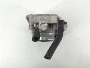 2010-2013 Hyundai Tucson Throttle Body P/N:35100-25400 Fits 2006 2007 2008 2009 2010 2011 2012 2013 OEM Used Auto Parts