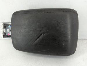2012-2014 Ford Focus Center Console Armrest Cover Lid P/N:1080225X 1080225X-06-CB Fits 2012 2013 2014 OEM Used Auto Parts