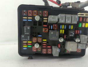 2010 Chevrolet Equinox Fusebox Fuse Box Panel Relay Module P/N:20848337 Fits OEM Used Auto Parts