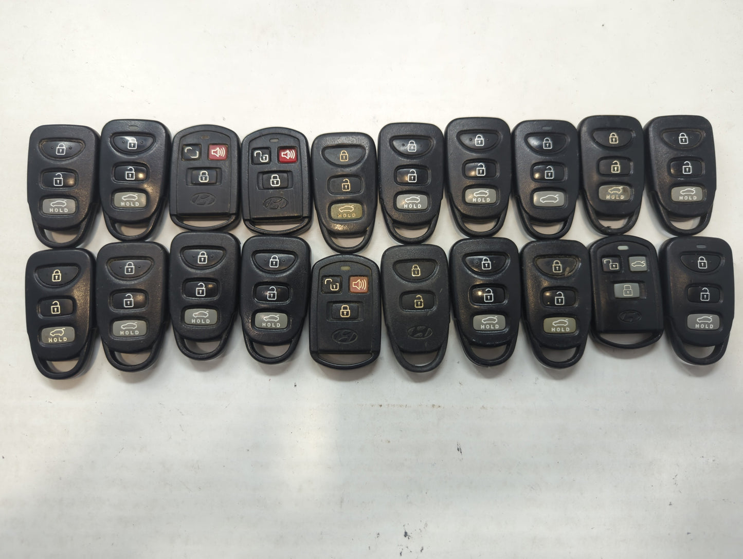 Lot of 20 Hyundai Keyless Entry Remote Fob MIXED FCC IDS MIXED PART - Oemusedautoparts1.com