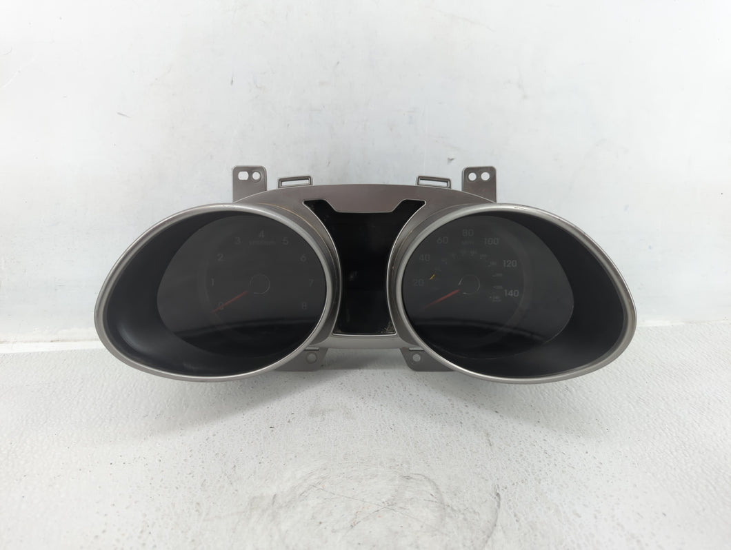 2012-2015 Hyundai Veloster Instrument Cluster Speedometer Gauges P/N:94001-2V330 Fits 2012 2013 2014 2015 OEM Used Auto Parts