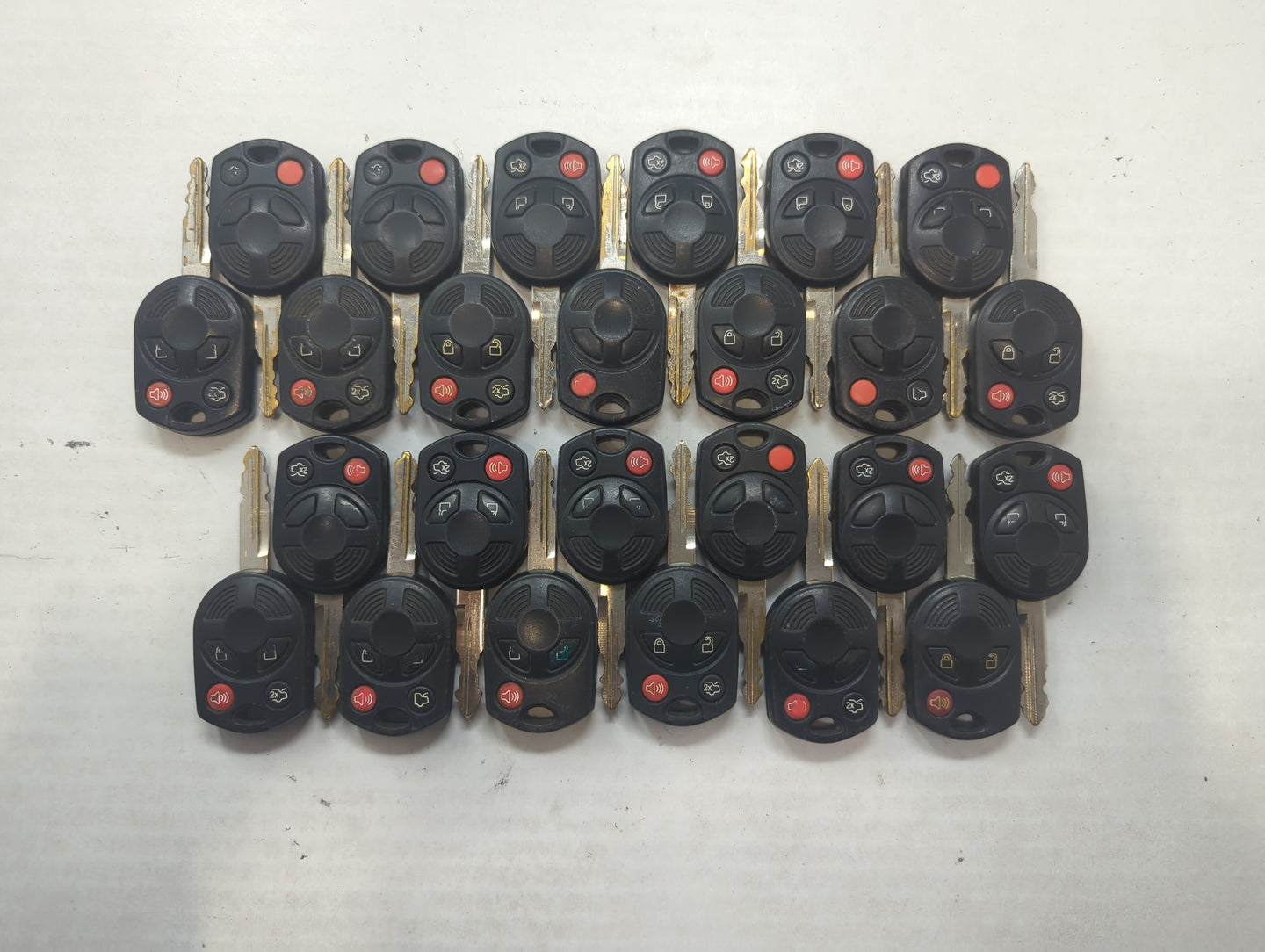 Lot of 25 Ford Keyless Entry Remote Fob MIXED FCC IDS MIXED PART NUMBERS - Oemusedautoparts1.com