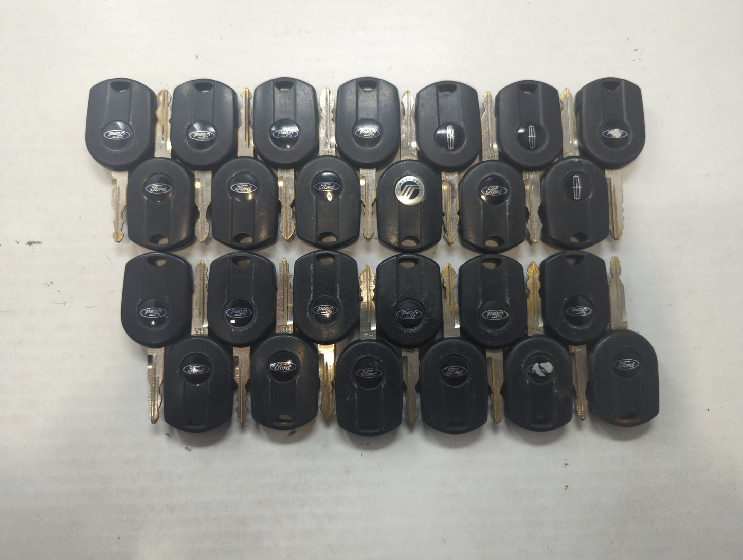Lot of 25 Ford Keyless Entry Remote Fob OUCD6000022 MIXED PART NUMBERS - Oemusedautoparts1.com