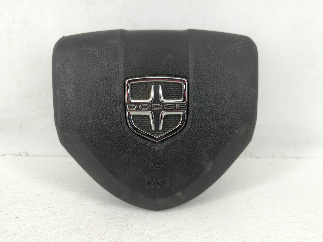 2018-2020 Dodge Journey Air Bag Passenger Right Knee OEM P/N:4JE 713 3K EHU Fits 2018 2019 2020 OEM Used Auto Parts