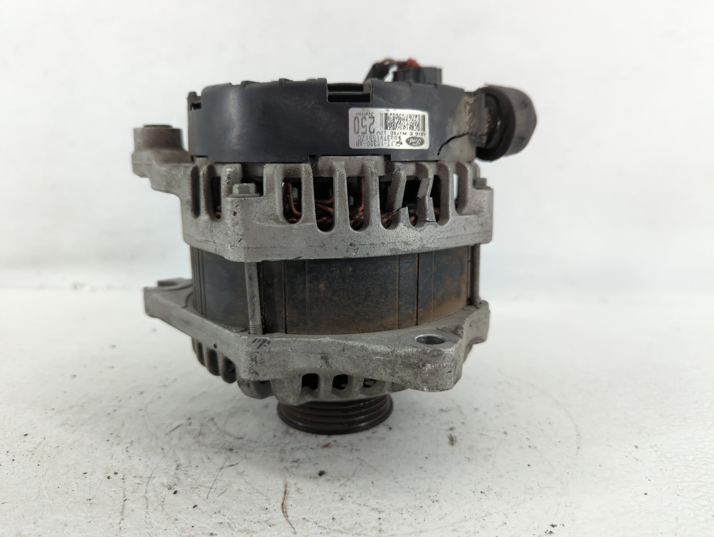 2017 Ford Expedition Alternator Replacement Generator Charging Assembly Engine OEM P/N:5L1T-10300-AB Fits OEM Used Auto Parts - Oemusedautoparts1.com