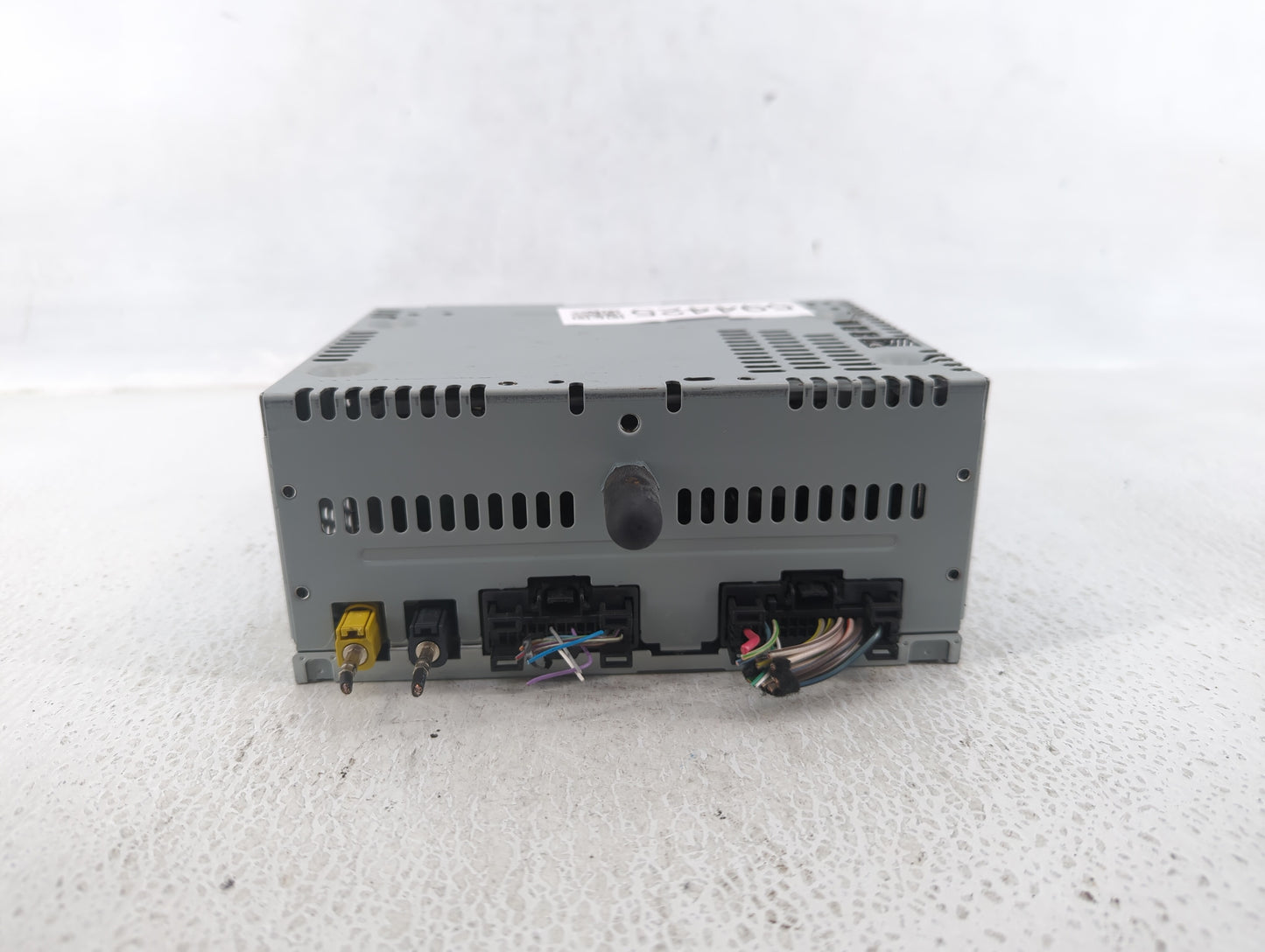 2017 Ford Explorer Radio AM FM Cd Player Receiver Replacement P/N:HB5T-19C107-BB Fits OEM Used Auto Parts - Oemusedautoparts1.com