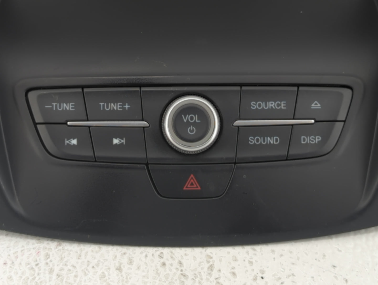 2017-2019 Ford Escape Radio AM FM Cd Player Receiver Replacement P/N:F1CT 18K811 HC Fits 2017 2018 2019 OEM Used Auto Parts - Oemusedautoparts1.com
