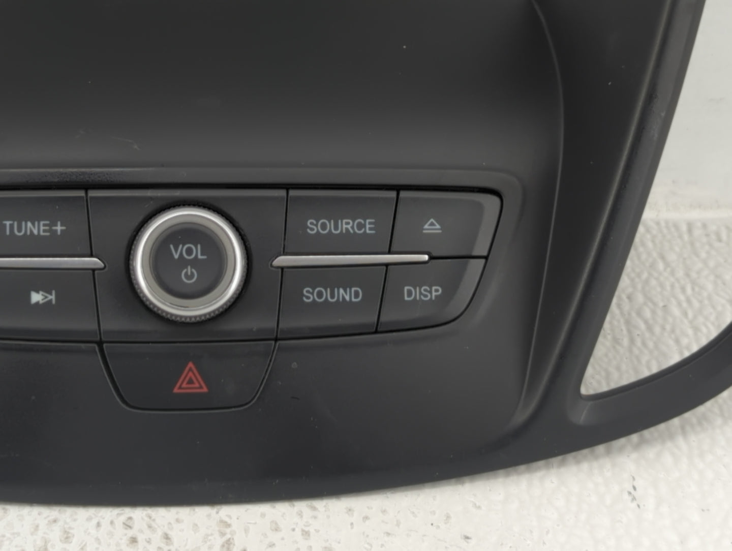 2017-2019 Ford Escape Radio AM FM Cd Player Receiver Replacement P/N:F1CT 18K811 HC Fits 2017 2018 2019 OEM Used Auto Parts - Oemusedautoparts1.com