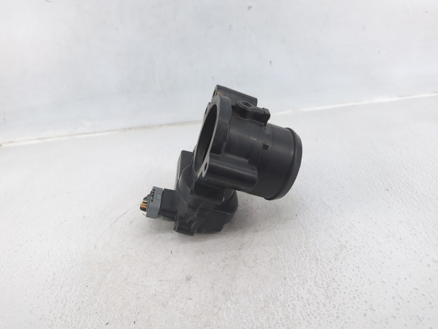 2008 Mini Cooper Throttle Body P/N:757669880-02 Fits OEM Used Auto Parts - Oemusedautoparts1.com