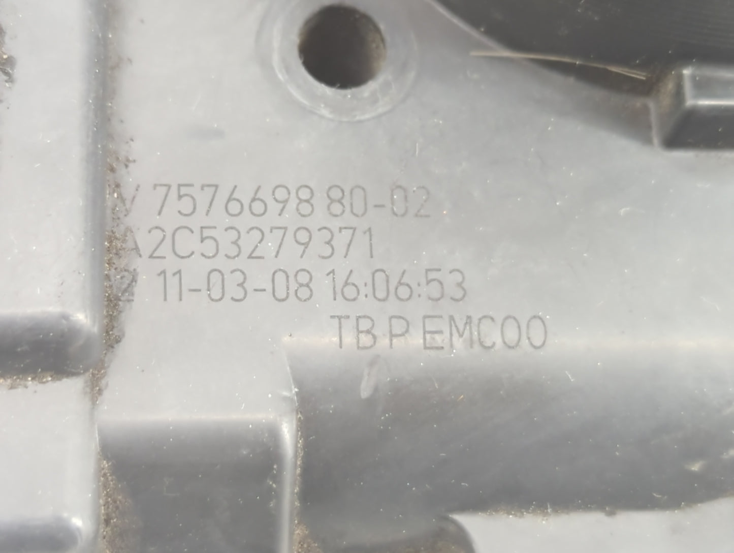 2008 Mini Cooper Throttle Body P/N:757669880-02 Fits OEM Used Auto Parts - Oemusedautoparts1.com