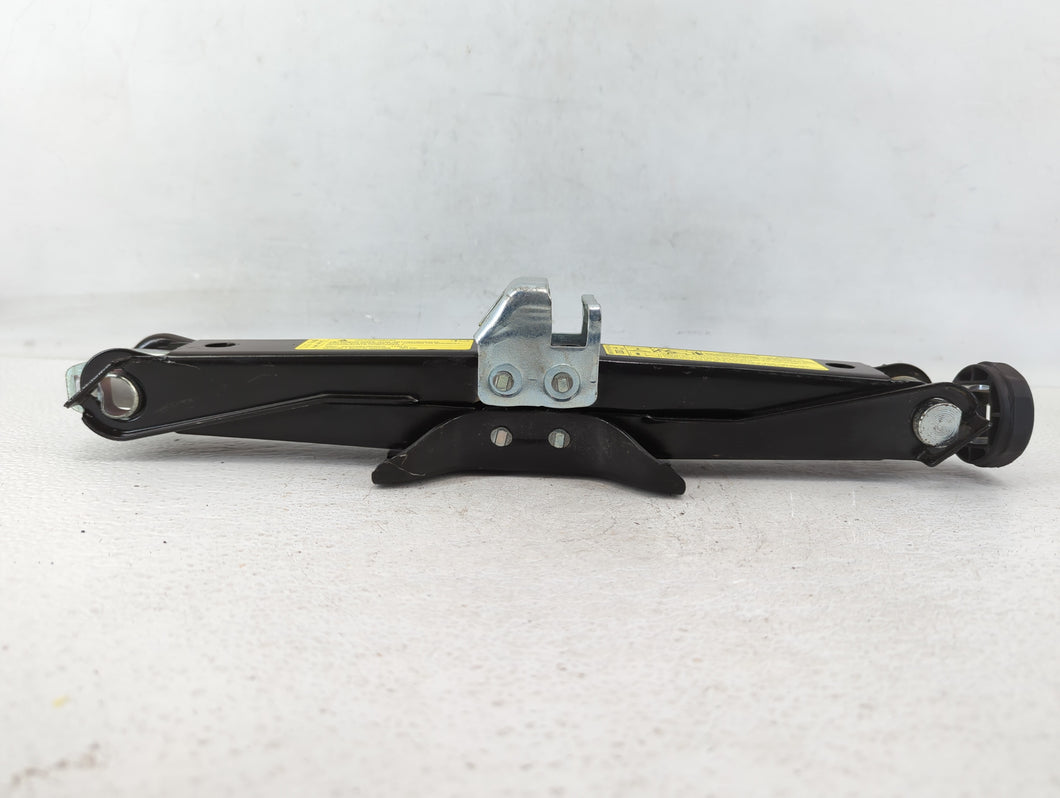 2012 Audi A4 Spare Scissor Car Jack