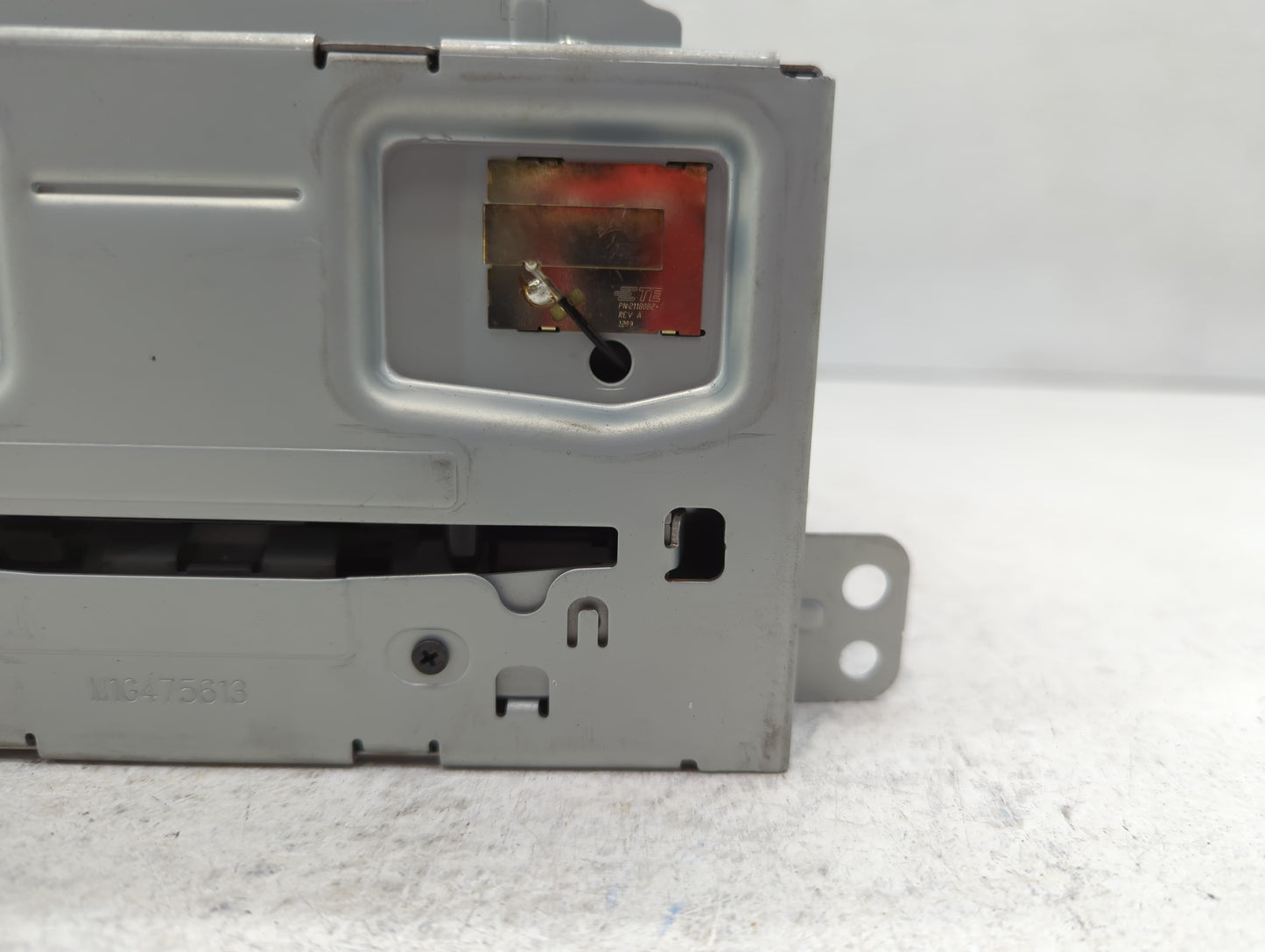 2013-2014 Buick Encore Radio AM FM Cd Player Receiver Replacement P/N:95298147 Fits 2013 2014 OEM Used Auto Parts - Oemusedautoparts1.com