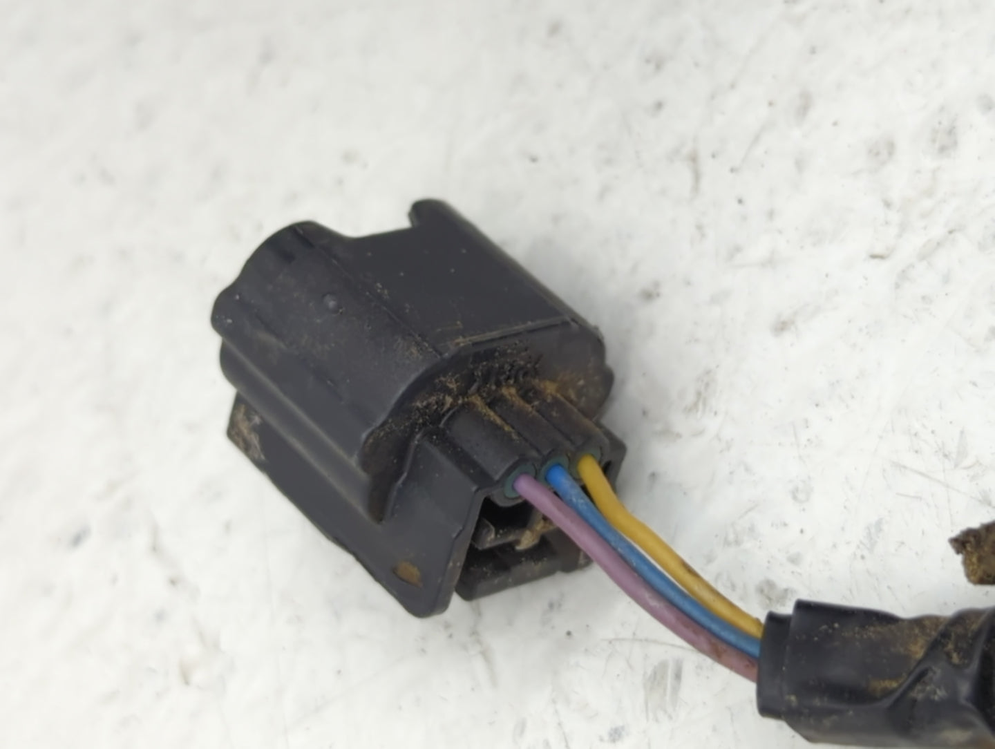 Dodge Ram 1500 Driver Left Side View Manual Door Mirror Black - Oemusedautoparts1.com