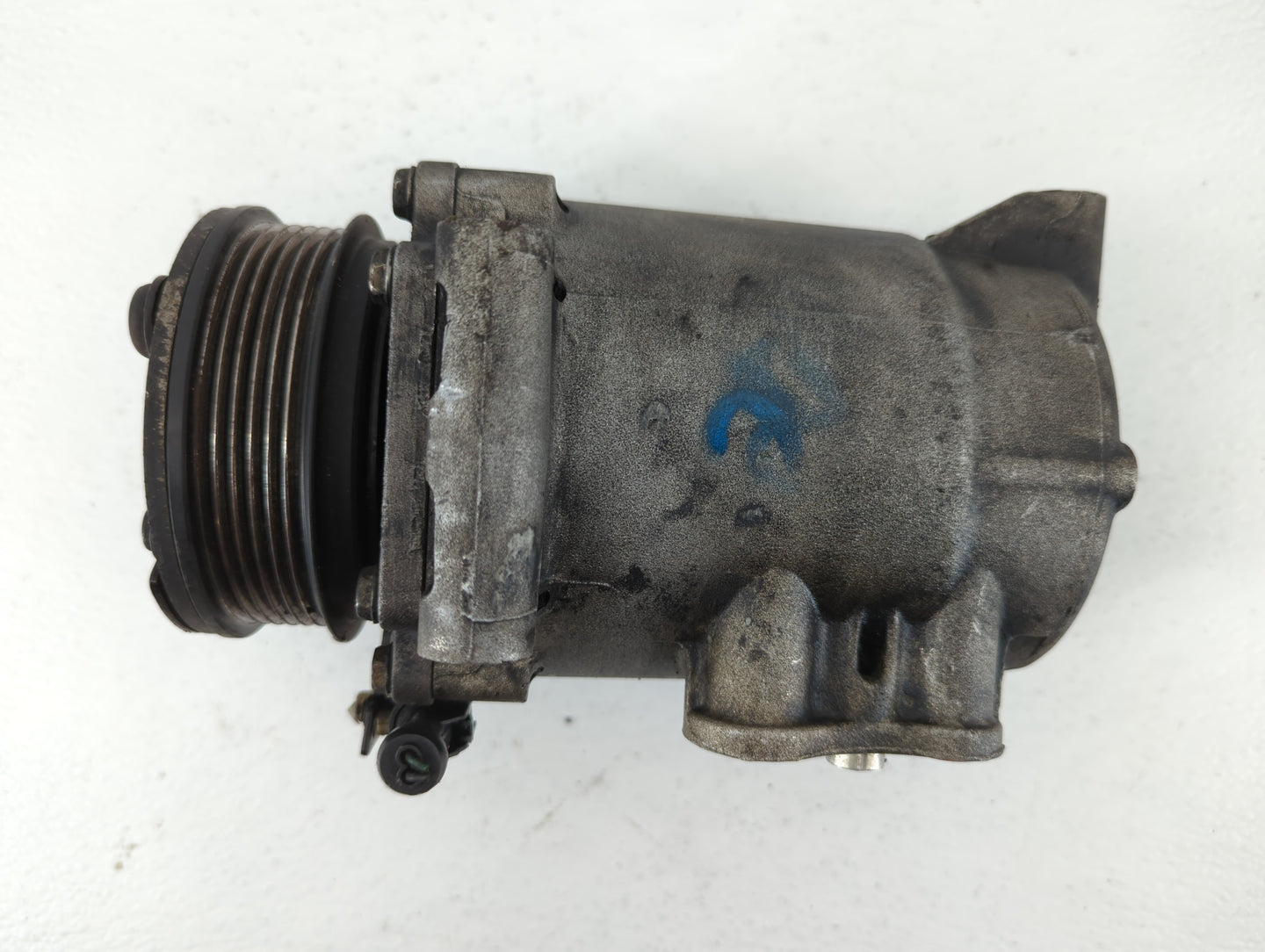 2002-2003 Saturn Vue Air Conditioning A/c Ac Compressor Oem - Oemusedautoparts1.com