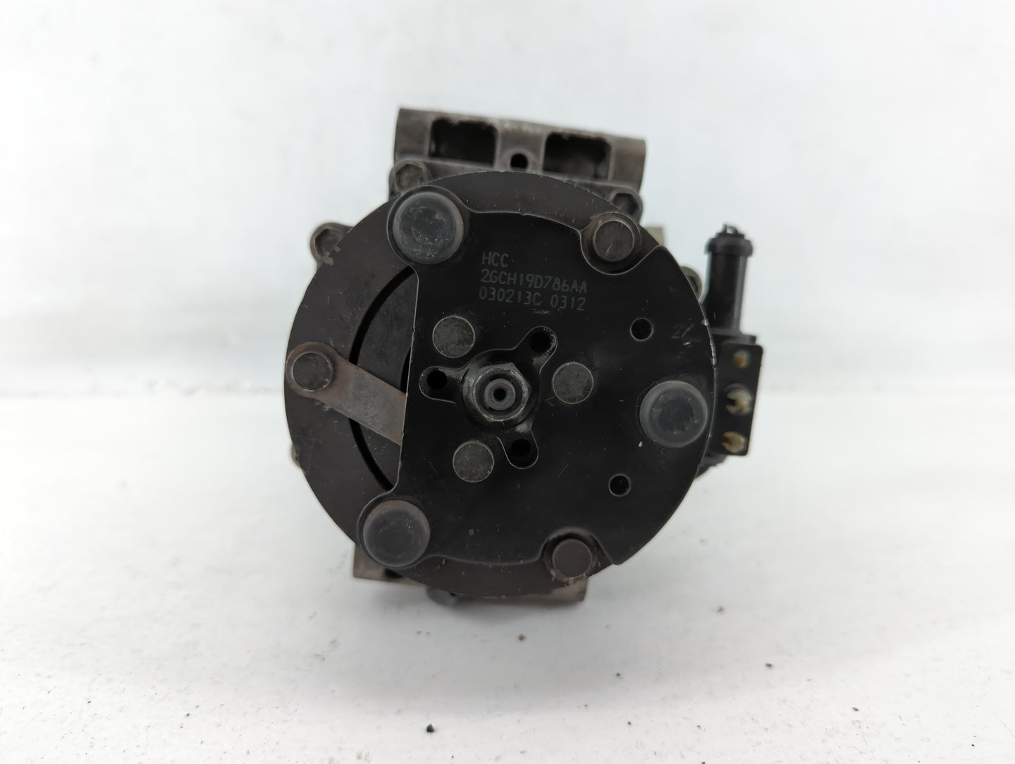 2002-2003 Saturn Vue Air Conditioning A/c Ac Compressor Oem - Oemusedautoparts1.com