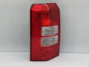 2008-2017 Jeep Patriot Tail Light Assembly Passenger Right OEM P/N:320341 Fits 2008 2009 2010 2011 2012 2013 2014 2015 2016 2017 OEM Used Auto Parts