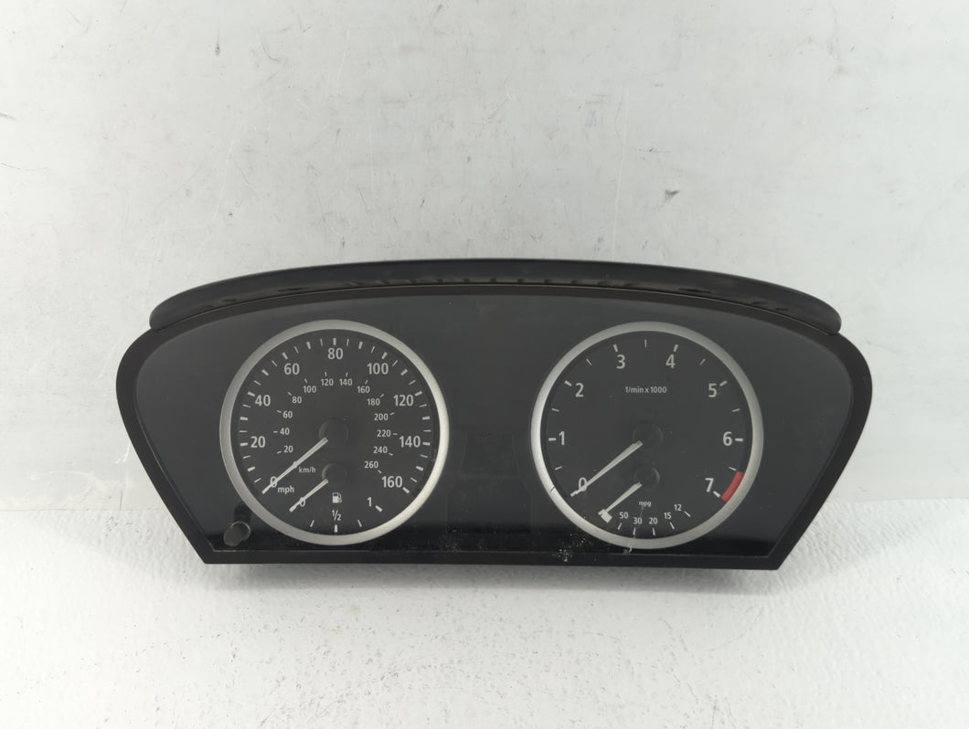 2006-2007 Bmw 550i Instrument Cluster Speedometer Gauges P/N:62.11-6 983 147 11-6 983 147 Fits 2006 2007 OEM Used Auto Parts