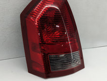 2005-2007 Chrysler 300 Tail Light Assembly Driver Left OEM P/N:58622-E Fits 2005 2006 2007 OEM Used Auto Parts