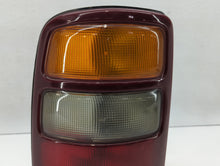 2000-2003 Gmc Yukon Xl Tail Light Assembly Driver Left OEM P/N:16525375 Fits 2000 2001 2002 2003 OEM Used Auto Parts