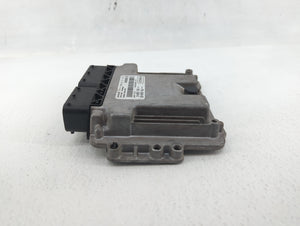 2013-2018 Ford Focus PCM Engine Control Computer ECU ECM PCU OEM P/N:FM5A-12650-ADB Fits Fits 2013 2014 2015 2016 2017 2018 OEM Used Auto Parts