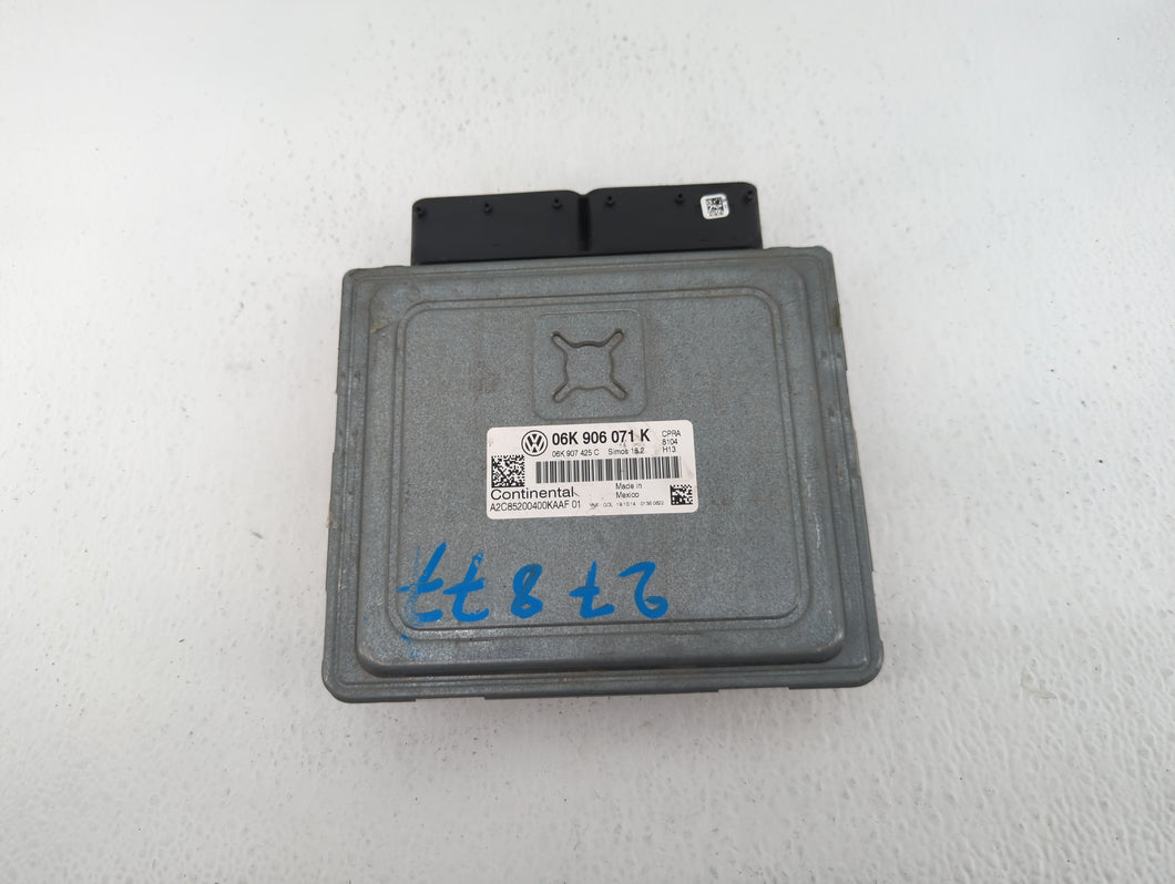 2015 Volkswagen Passat PCM Engine Control Computer ECU ECM PCU OEM P/N:06K 906 071 K Fits OEM Used Auto Parts