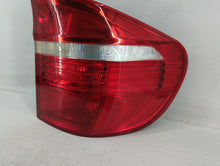 2008-2012 Dodge Caliber Tail Light Assembly Passenger Right OEM P/N:05303880AH 05303752AH Fits 2008 2009 2010 2011 2012 OEM Used Auto Parts