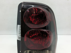 2002-2009 Chevrolet Trailblazer Tail Light Assembly Passenger Right OEM P/N:16530278 Fits OEM Used Auto Parts